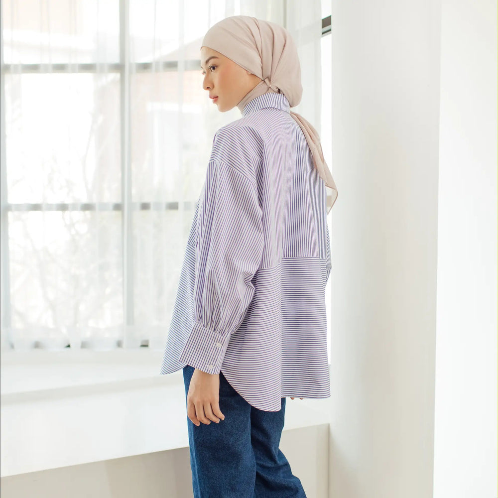 
            
                Load image into Gallery viewer, Arvina Stripe Blue Tops | HijabChic
            
        