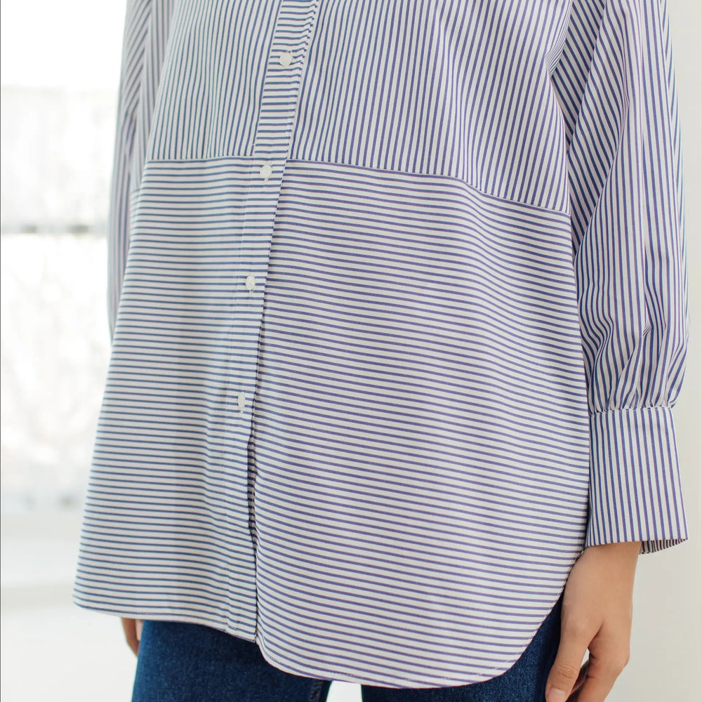 
            
                Load image into Gallery viewer, Arvina Stripe Blue Tops | HijabChic
            
        