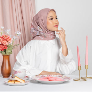 
            
                Load image into Gallery viewer, Flourette Bronze Scarf | HijabChic
            
        