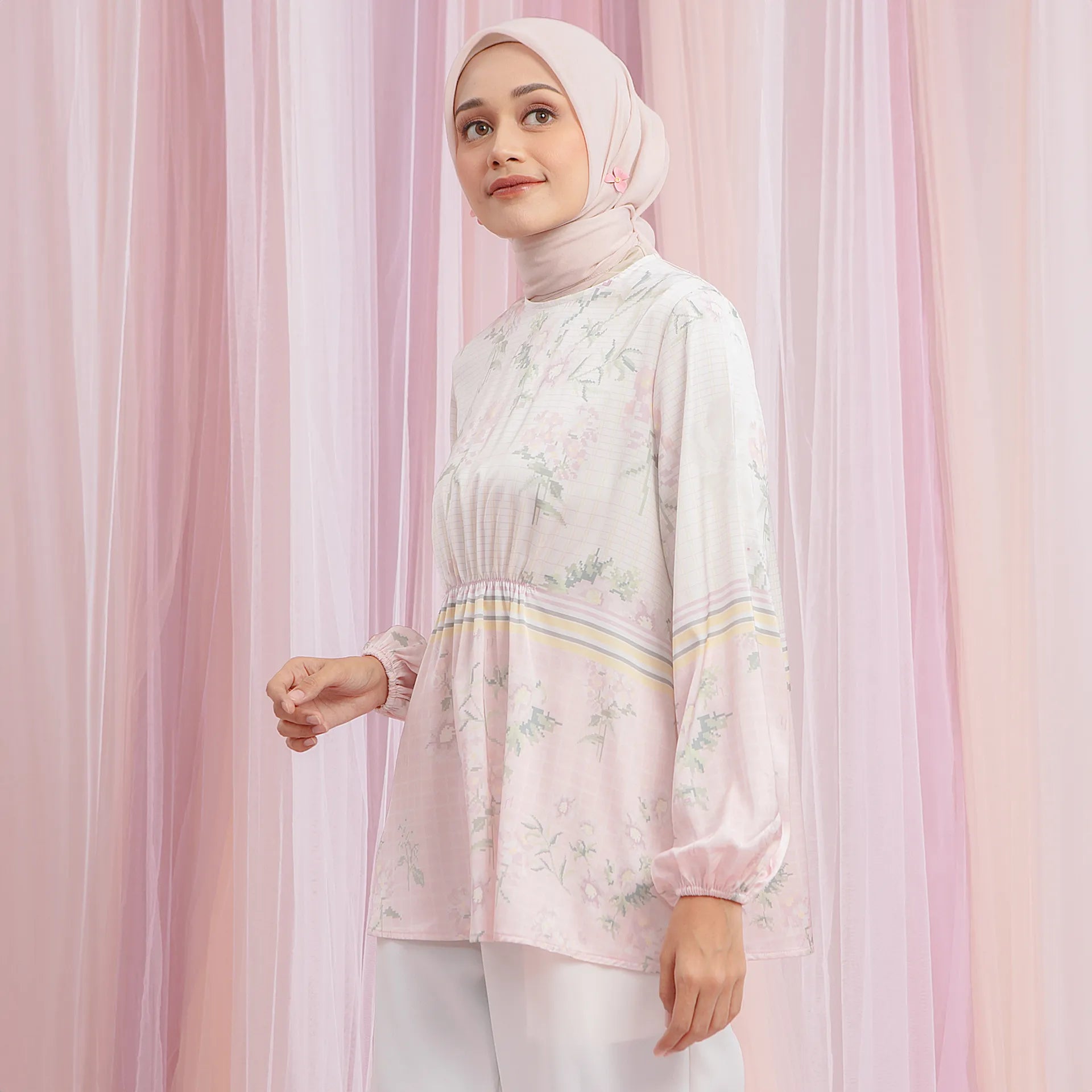Dalena Creme Pink Top | HijabChic