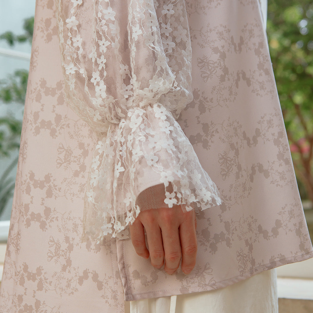 Decca Top Ivory Rose