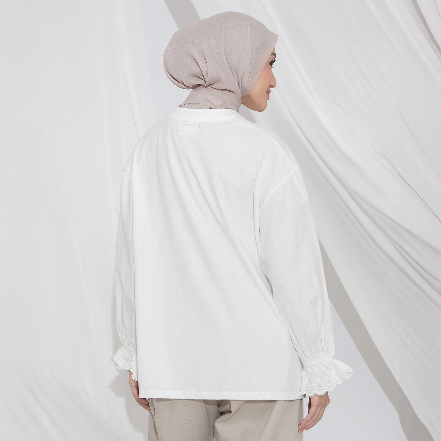 Devara Top - Kaos Polos Daily Simple