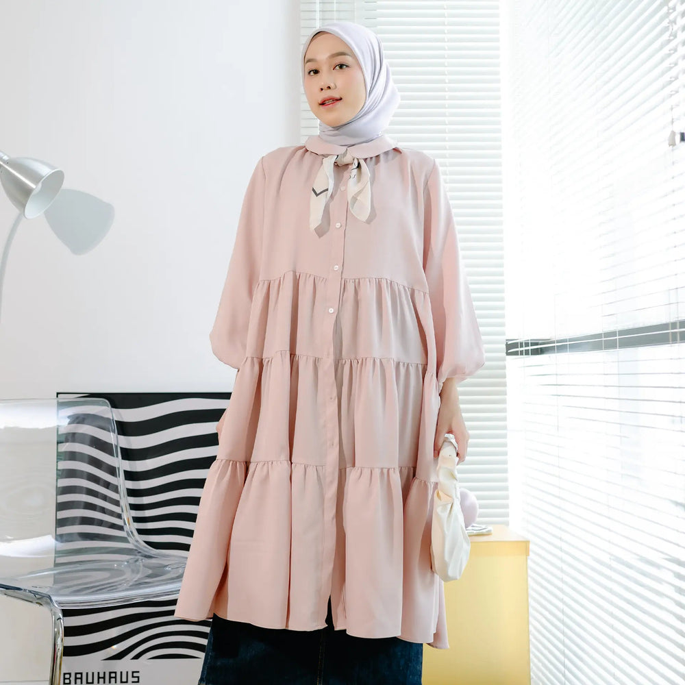
            
                Load image into Gallery viewer, HijabChic Cassandra Dusty Pink Tunic | HijabChic
            
        