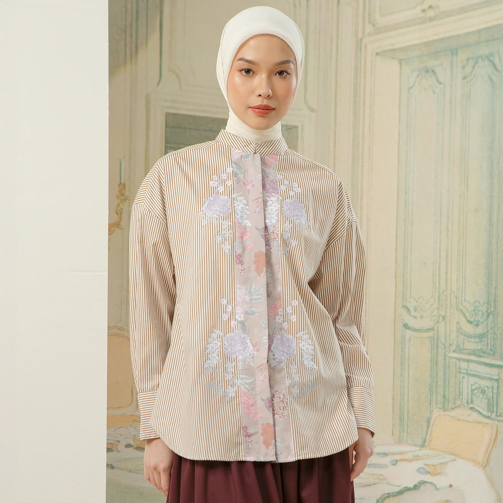 Florence Top - Kemeja Katun Stripe Kombinasi Bunga