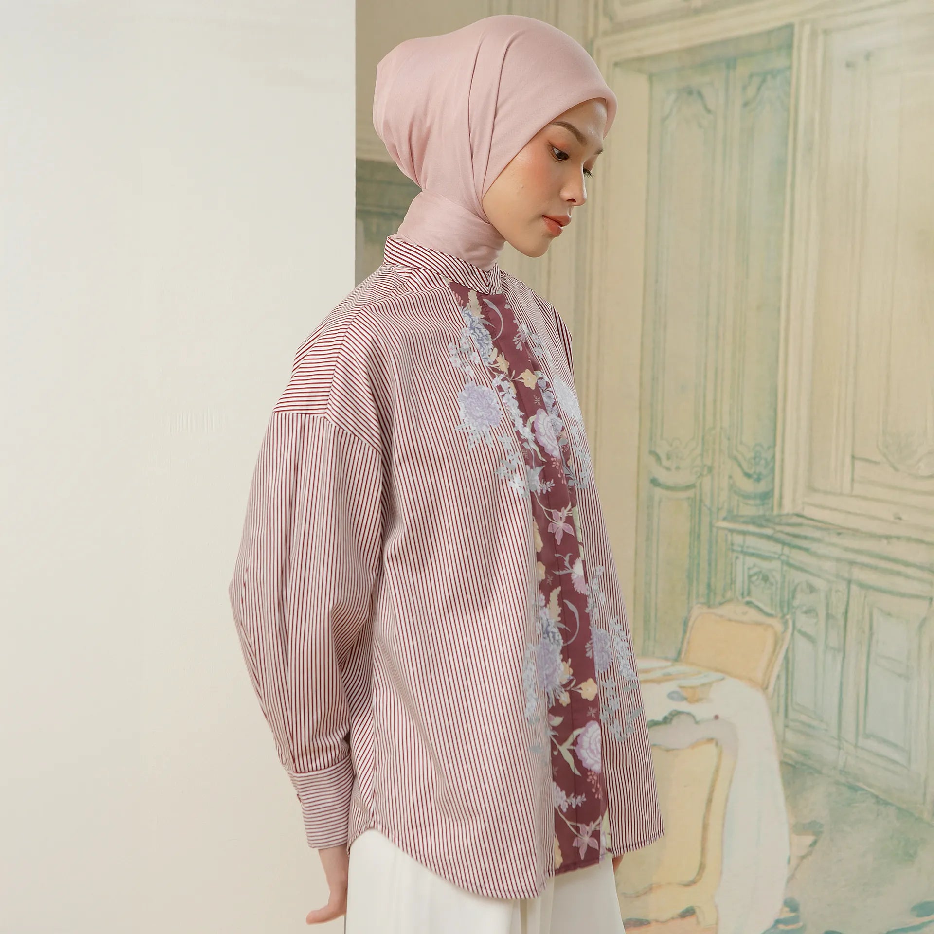 Florence Top - Kemeja Katun Stripe Kombinasi Bunga