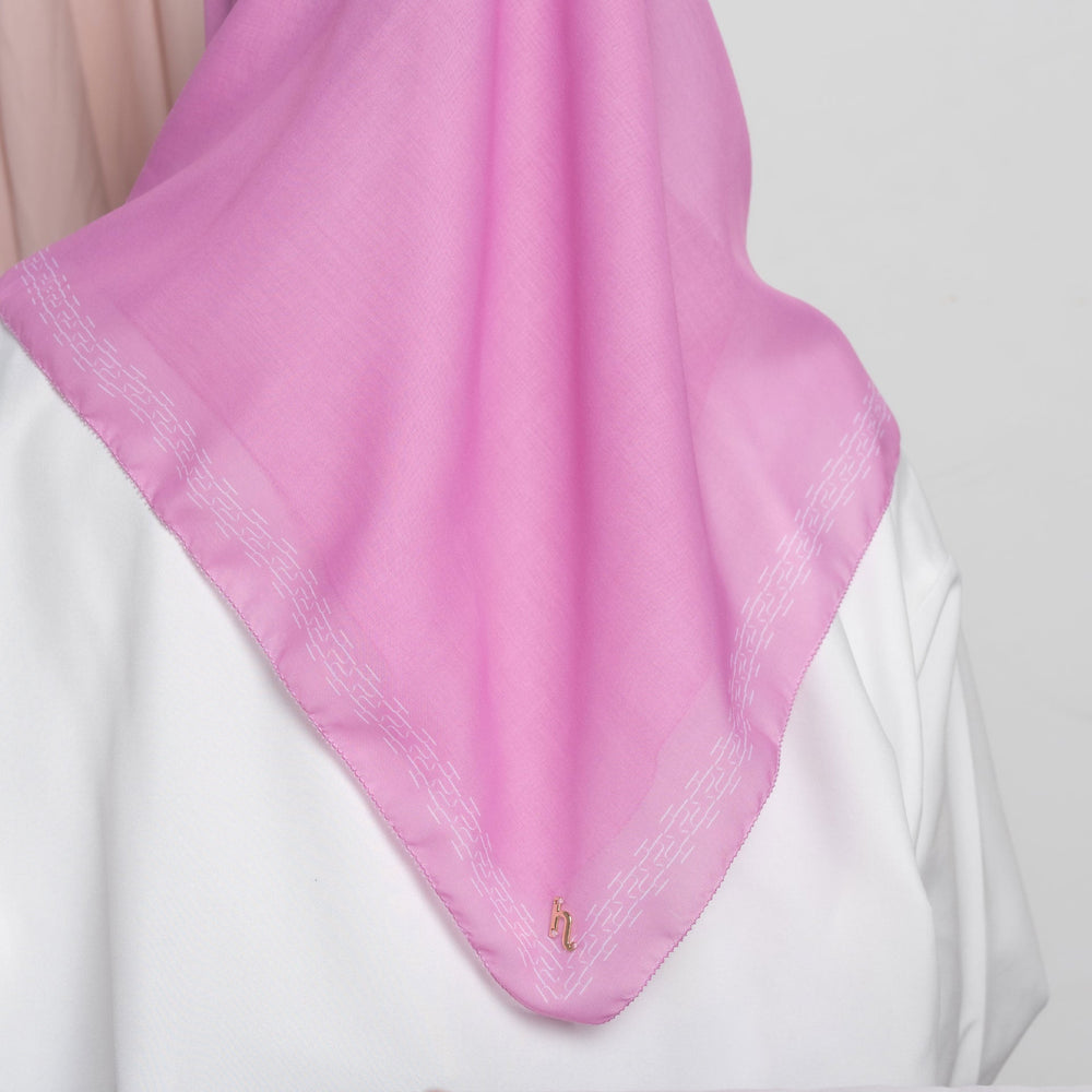 
            
                Load image into Gallery viewer, Runa Fairy Daily Scarf | HijabChic
            
        