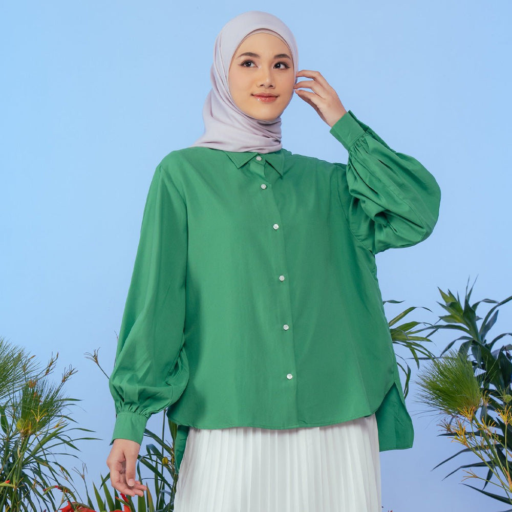 
            
                Load image into Gallery viewer, Aleta Fren Green Tops | HijabChic
            
        