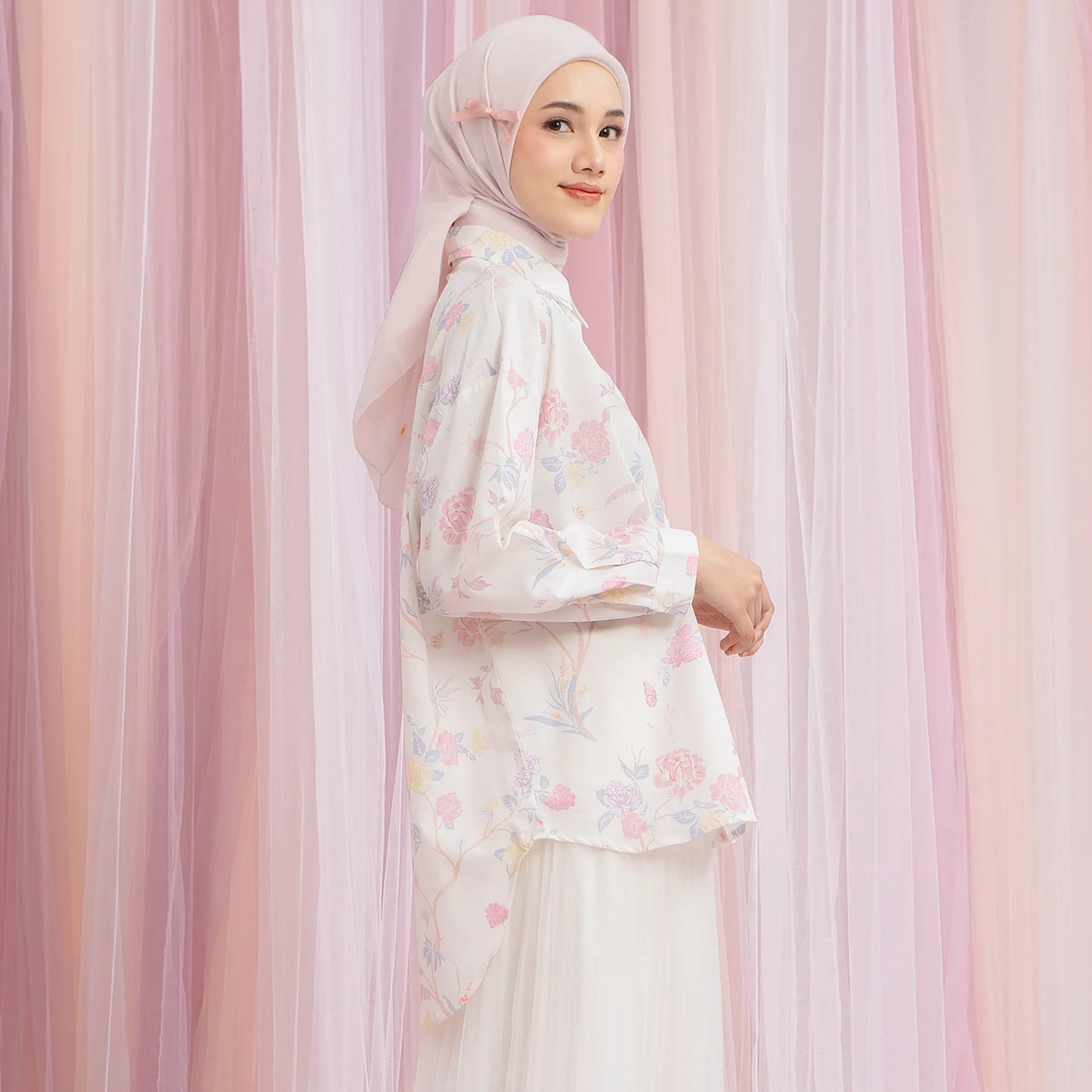 Janine Creme Top (Pre-Order) | HijabChic