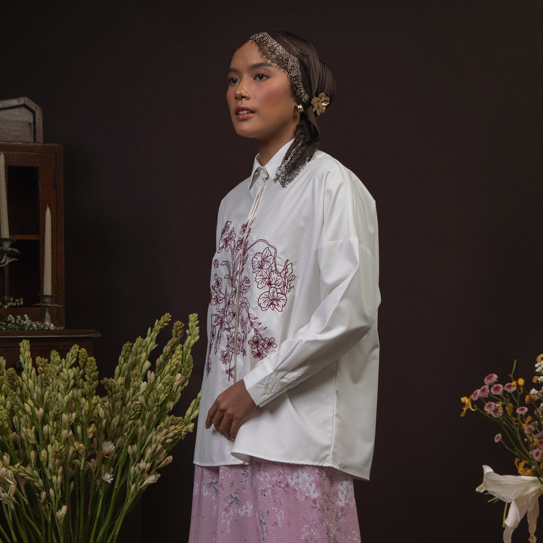 Kirana Broken White