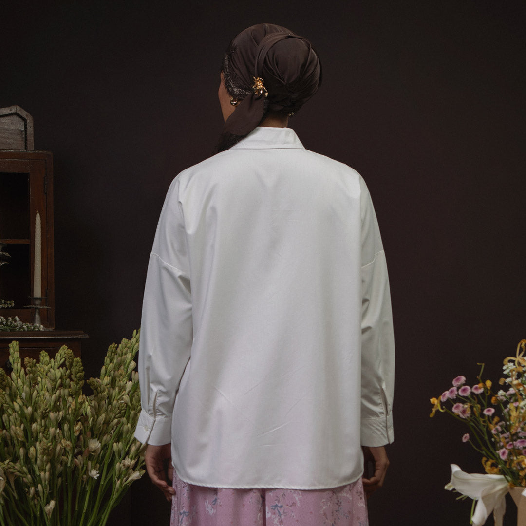 Kirana Broken White