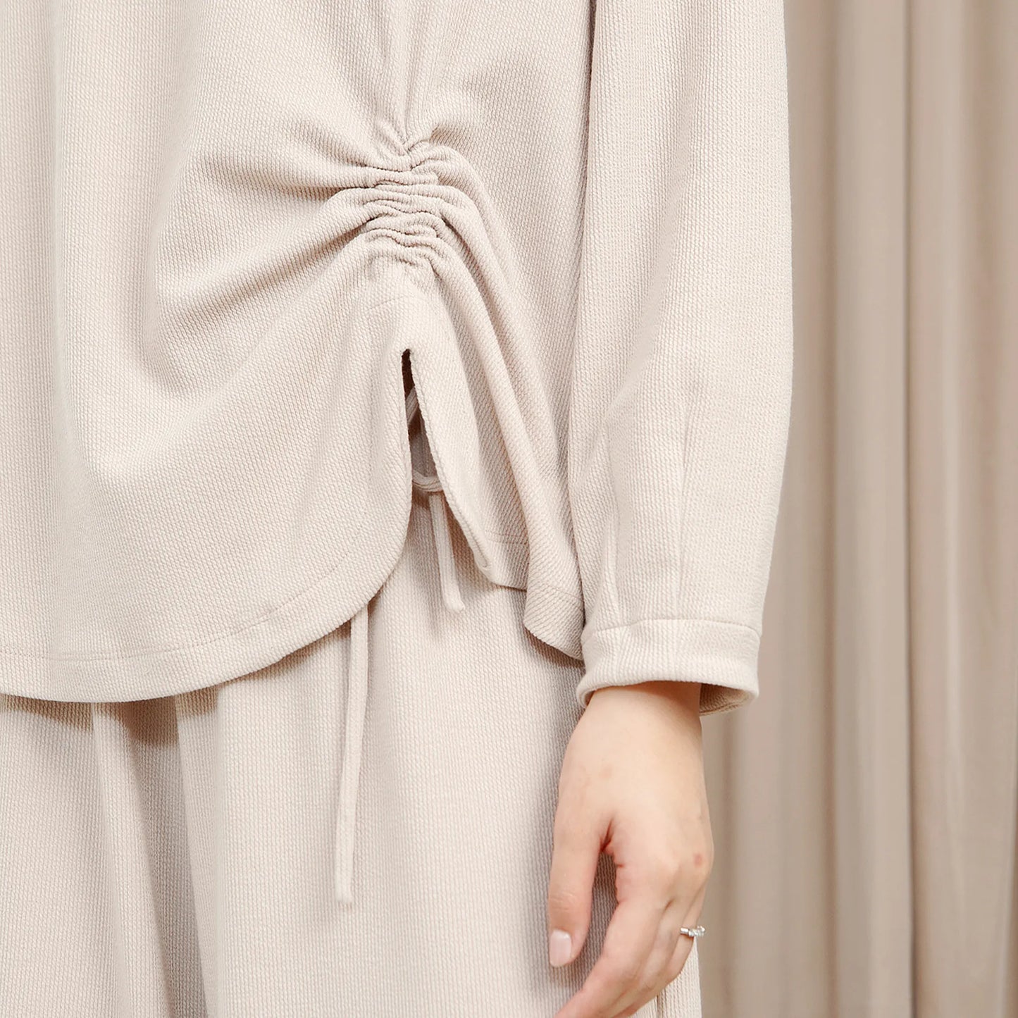 Lona Top - Atasan Knit Tali Serut Adjustable