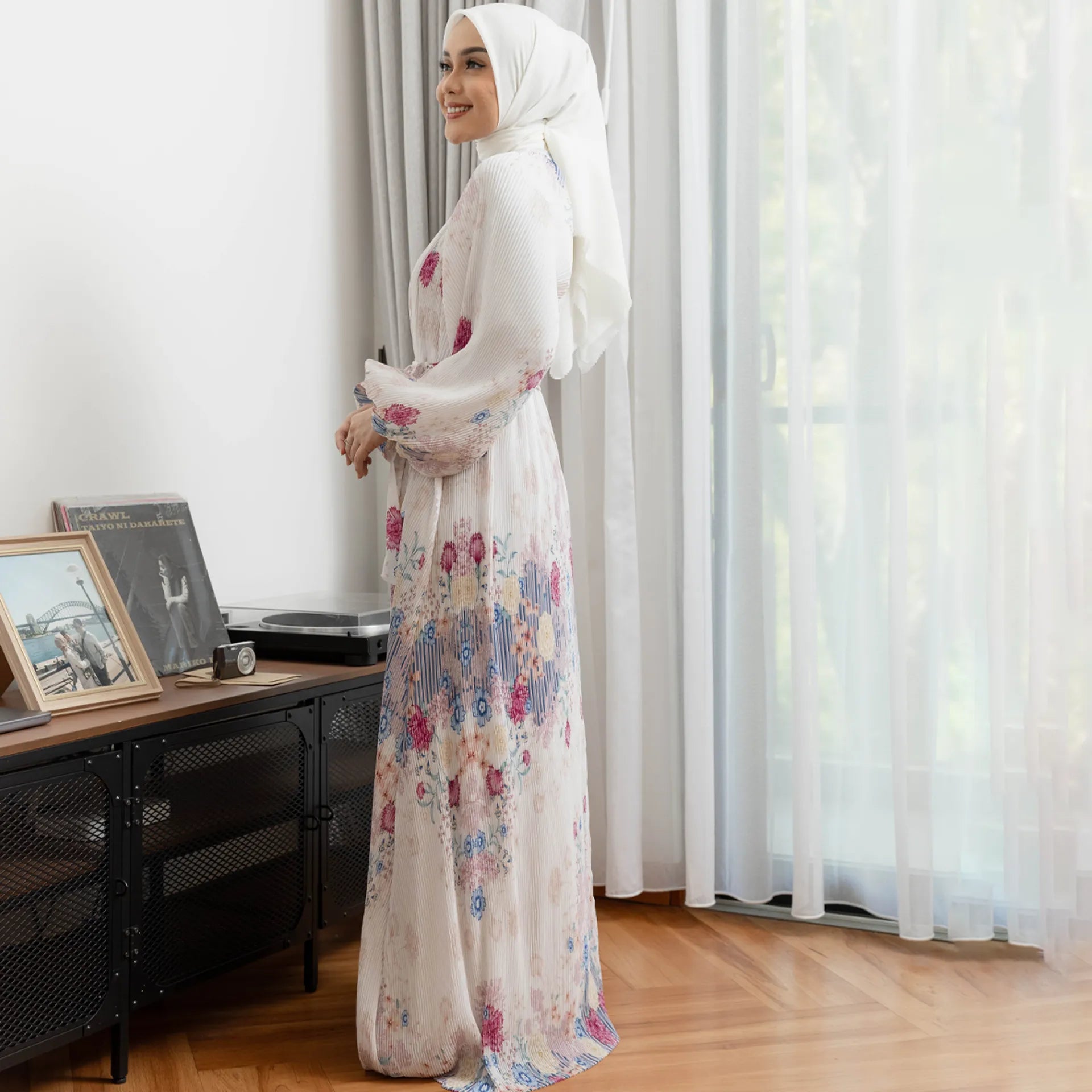 Layluma Beige Dress (HijabChic x Tiqasya)