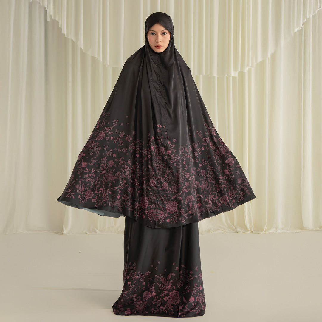 Lily Prayer Set Plum