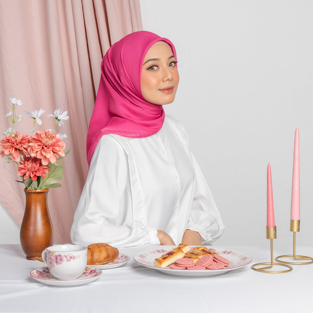 Runa Magenta Daily Scarf | HijabChic