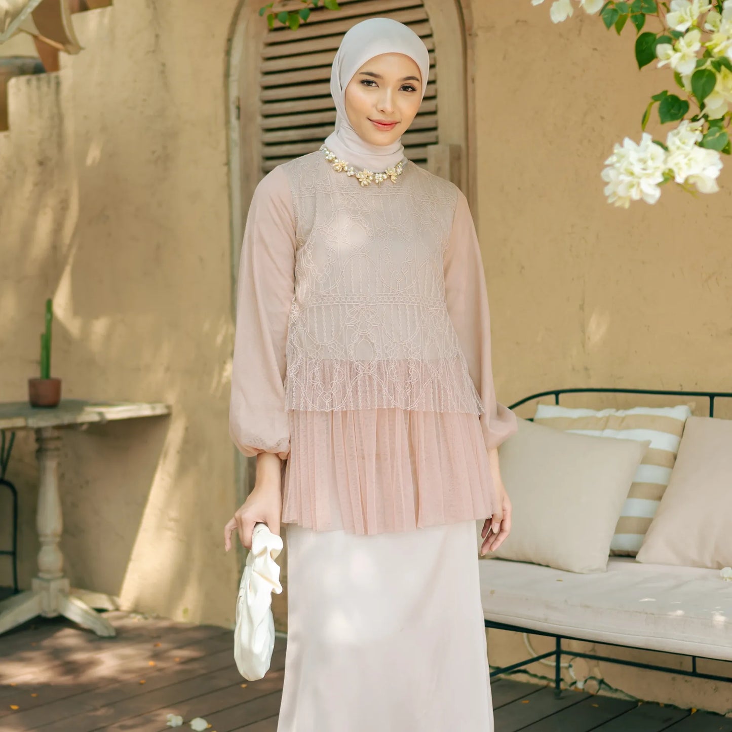 Syahita Mocca Tops