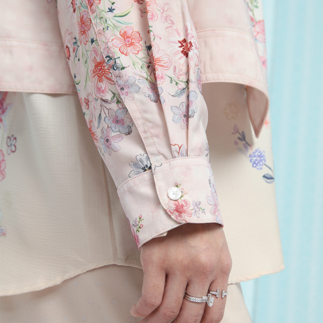 Nareta Soft PInk Outer