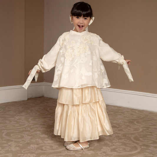 Narella Girl Top Beige