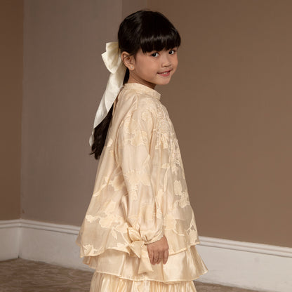 Narella girl Top Butter