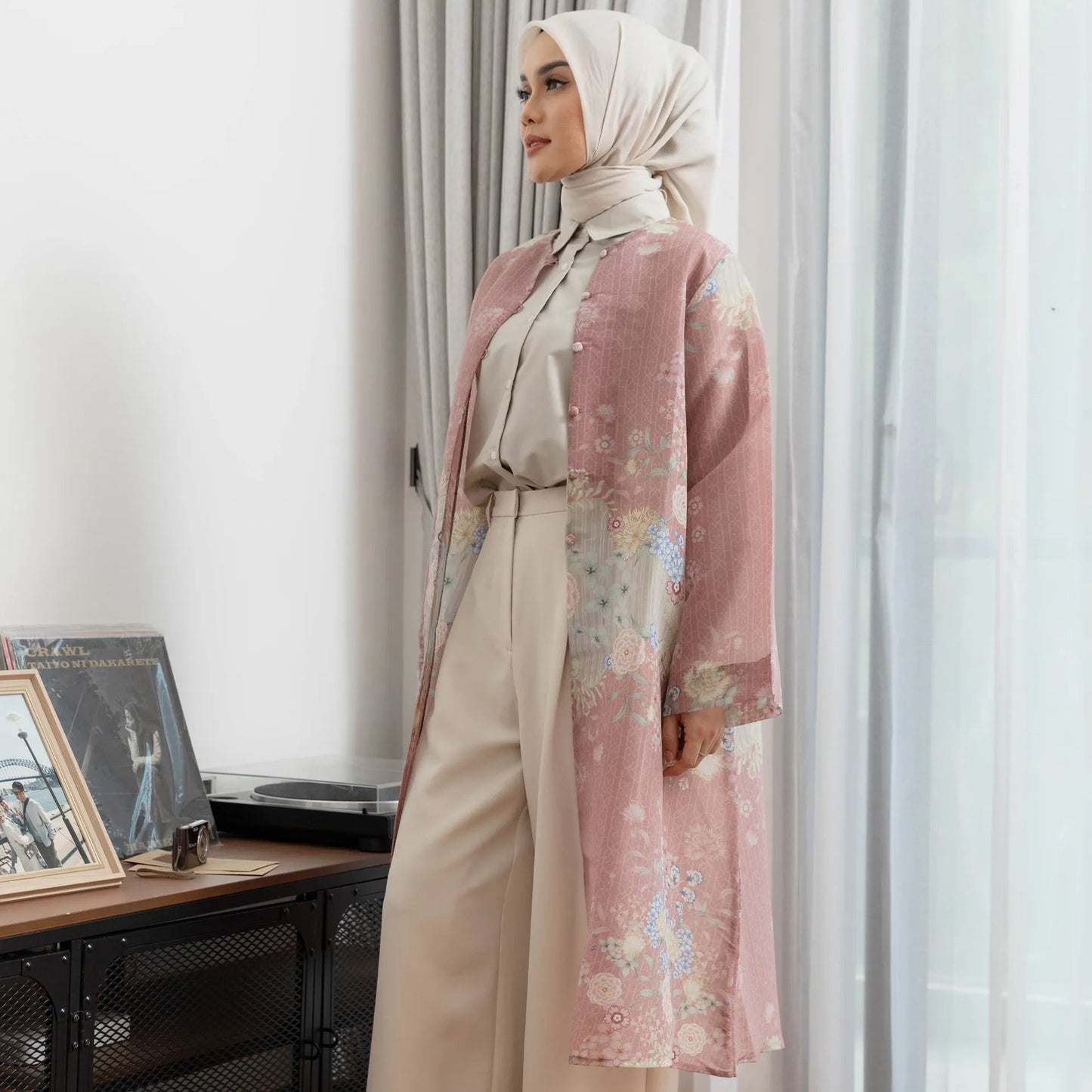 Nazilla Dusty Peach Outerwear (HijabChic x Tiqasya)