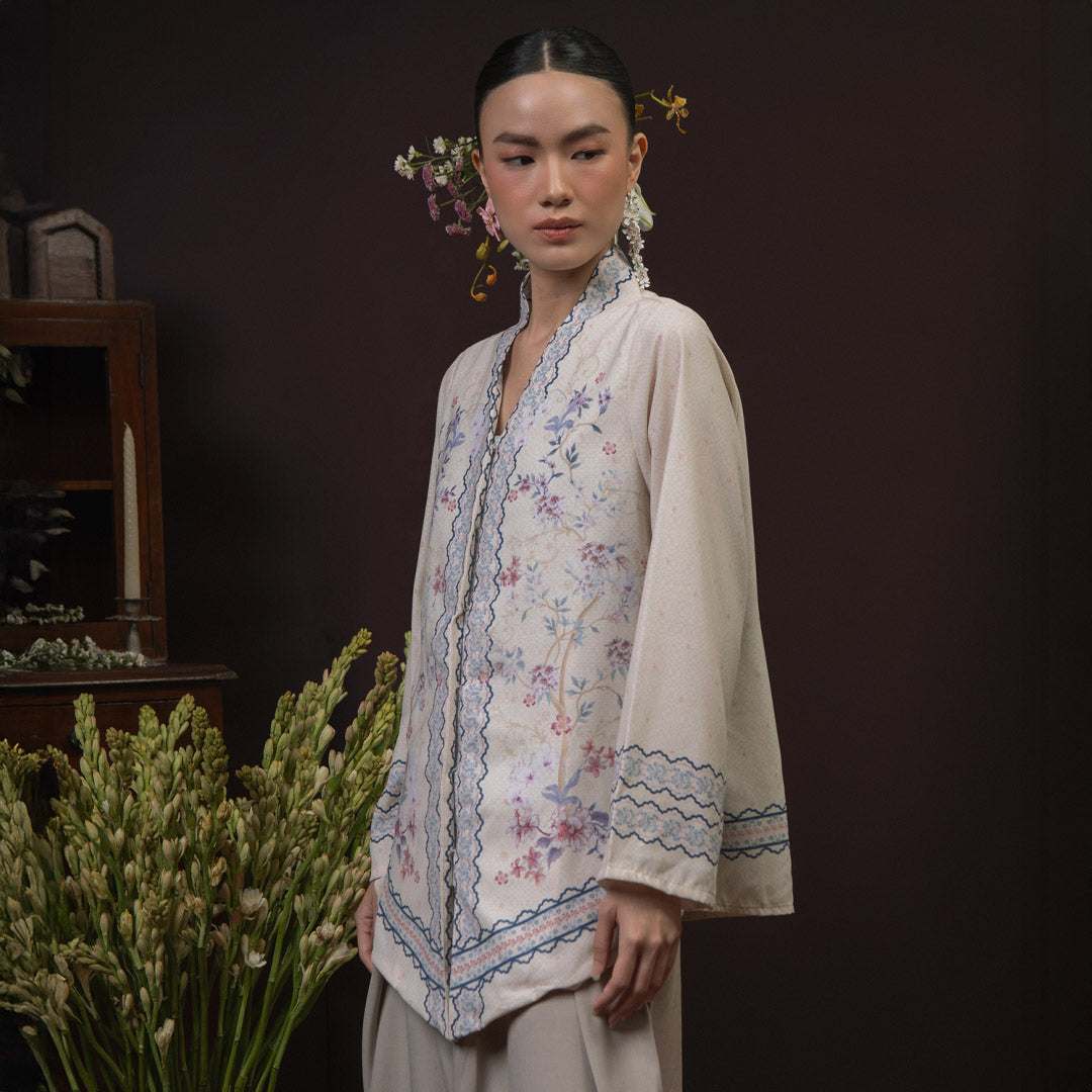 Seruni Ivory Kebaya