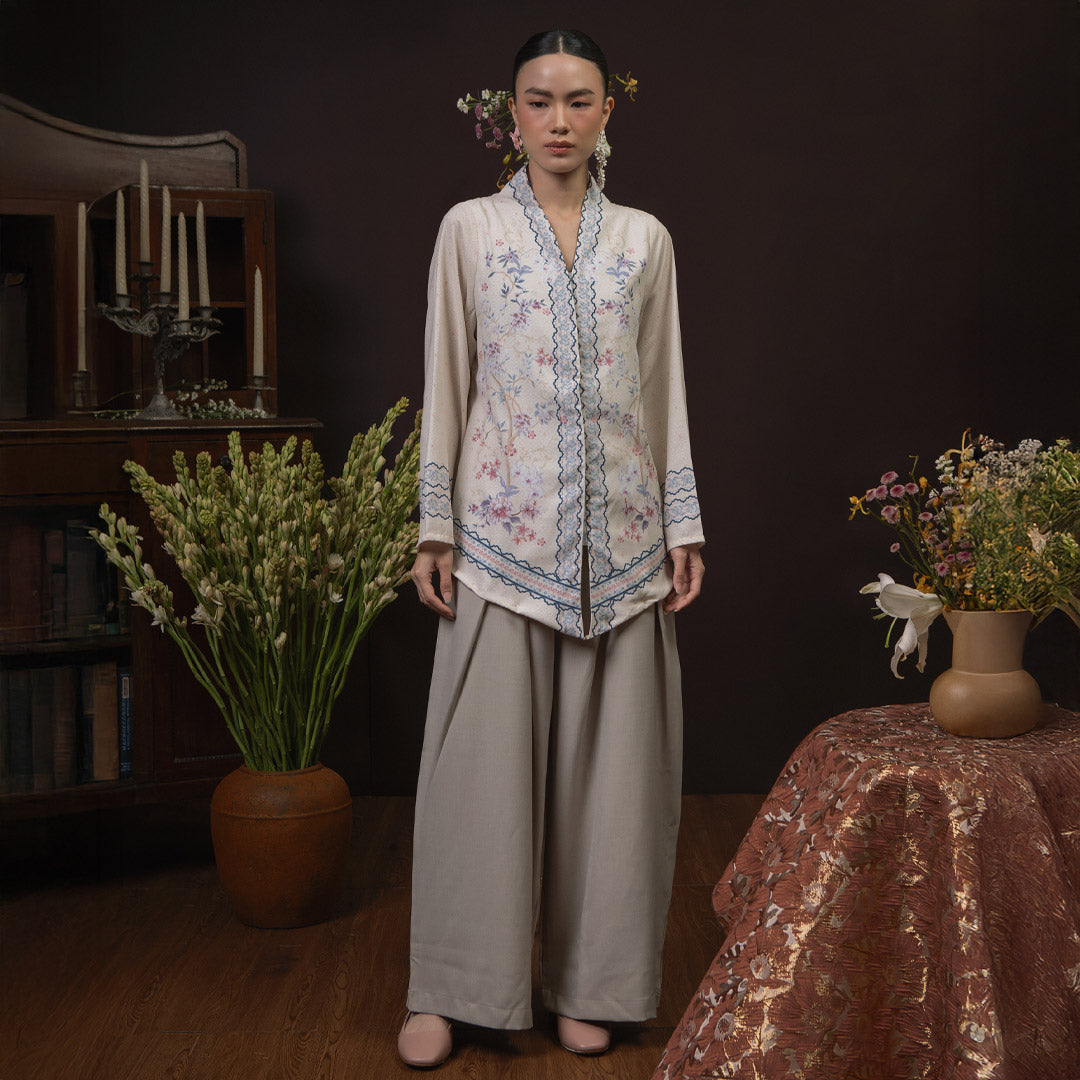 Seruni Ivory Kebaya