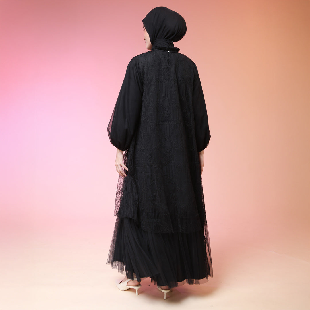 Syahira Black Dress