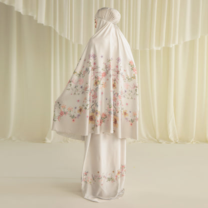 Serra Prayer Set Ivory Blossom