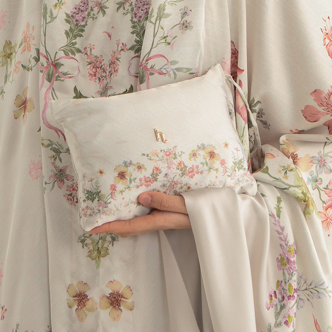 Serra Prayer Set Ivory Blossom