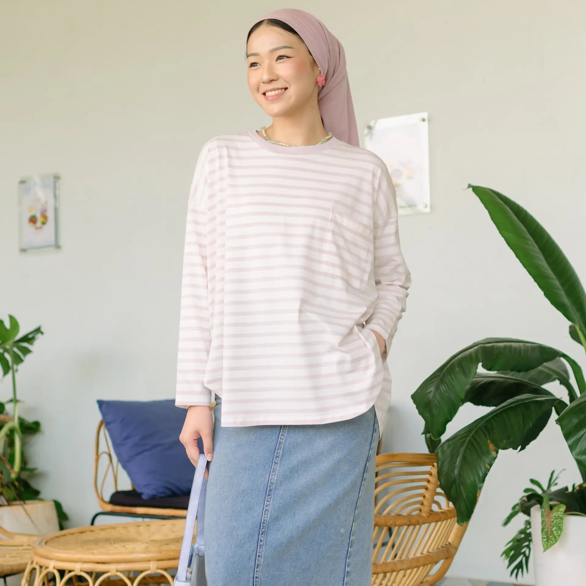 Fahira Soft Pink Top HijabChic atasan blouse stripe 1