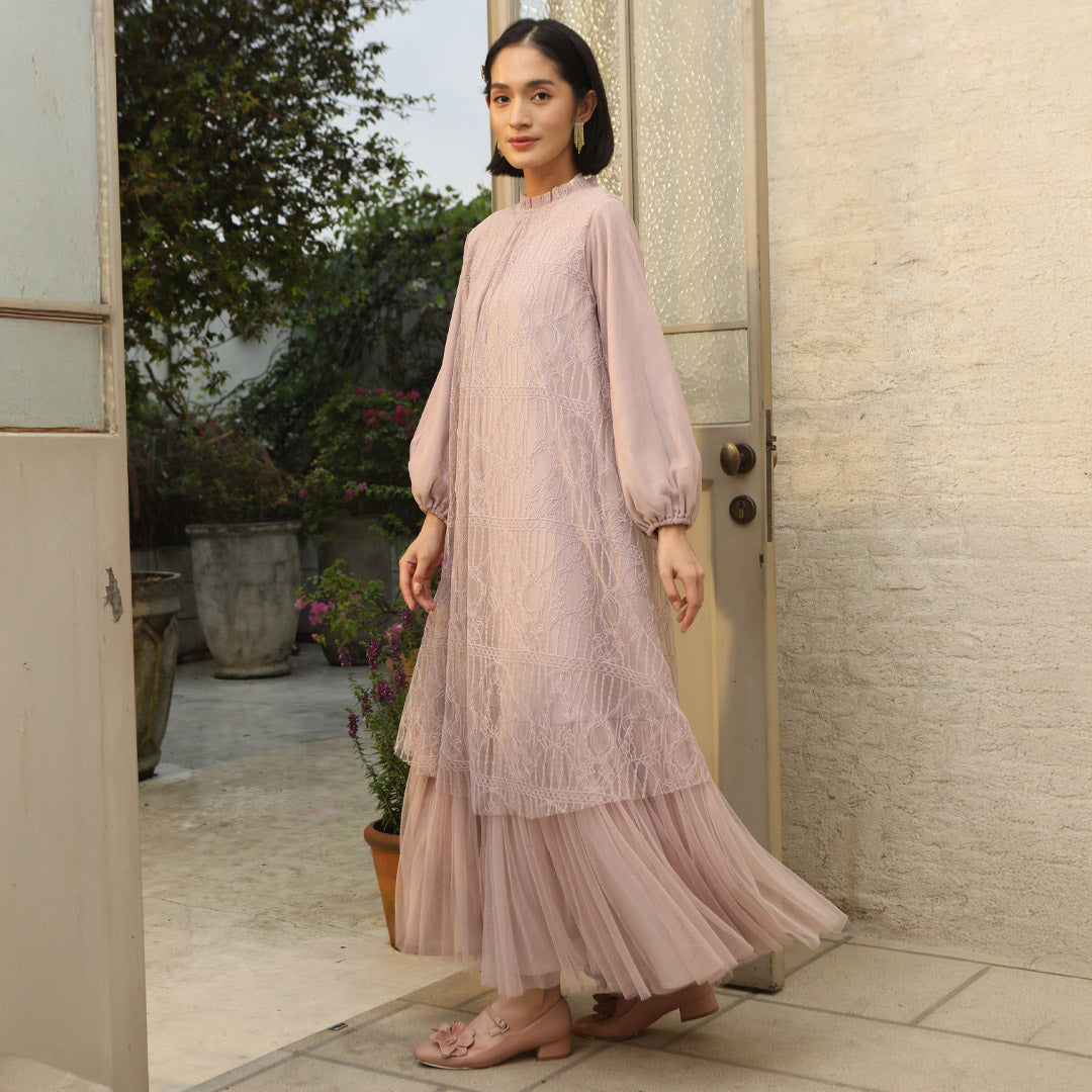 Syahira Pink Nude Dress (pre order 20 hari)