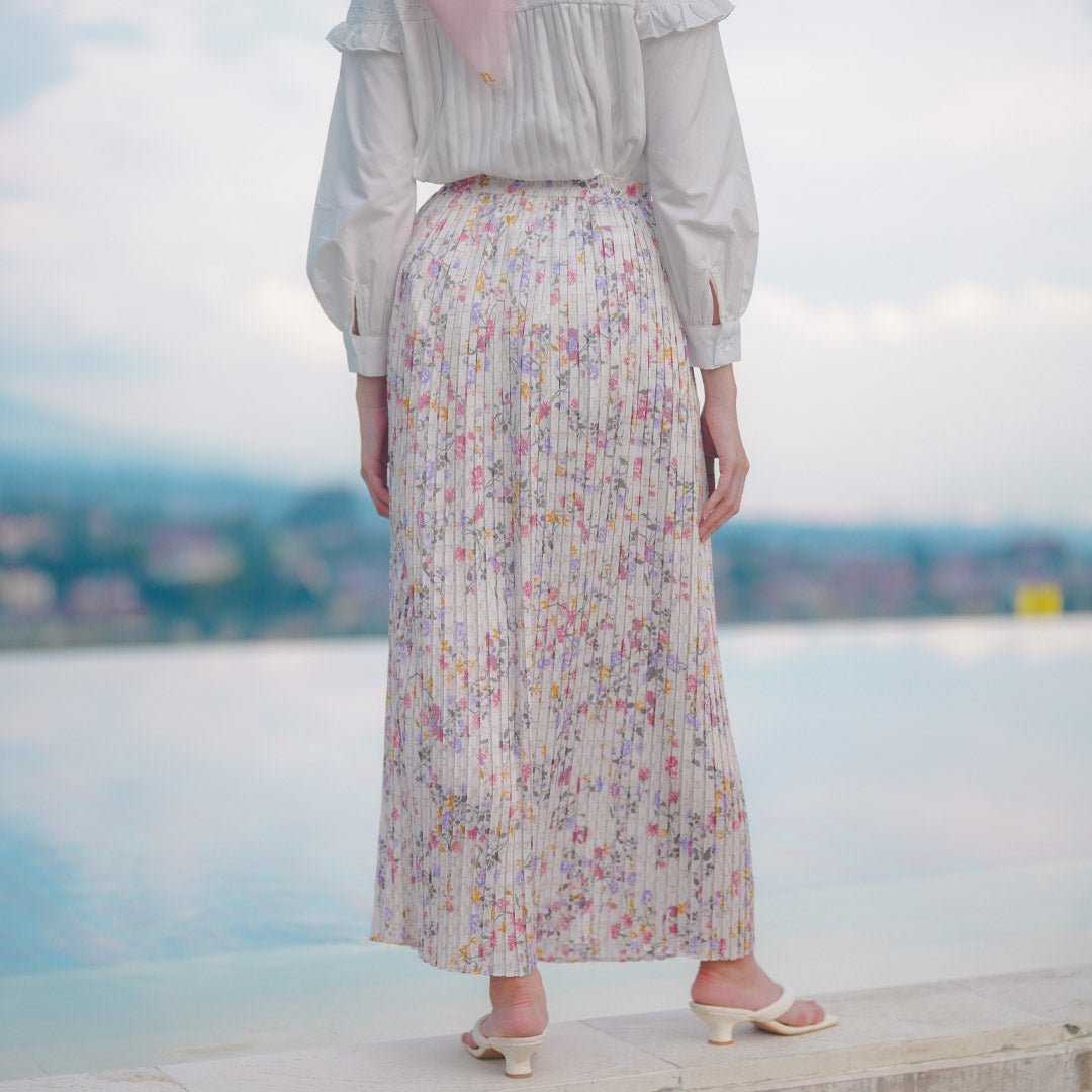 Defect HC x ZD Tavisha Ivory Fleuria Skirt | HijabChic