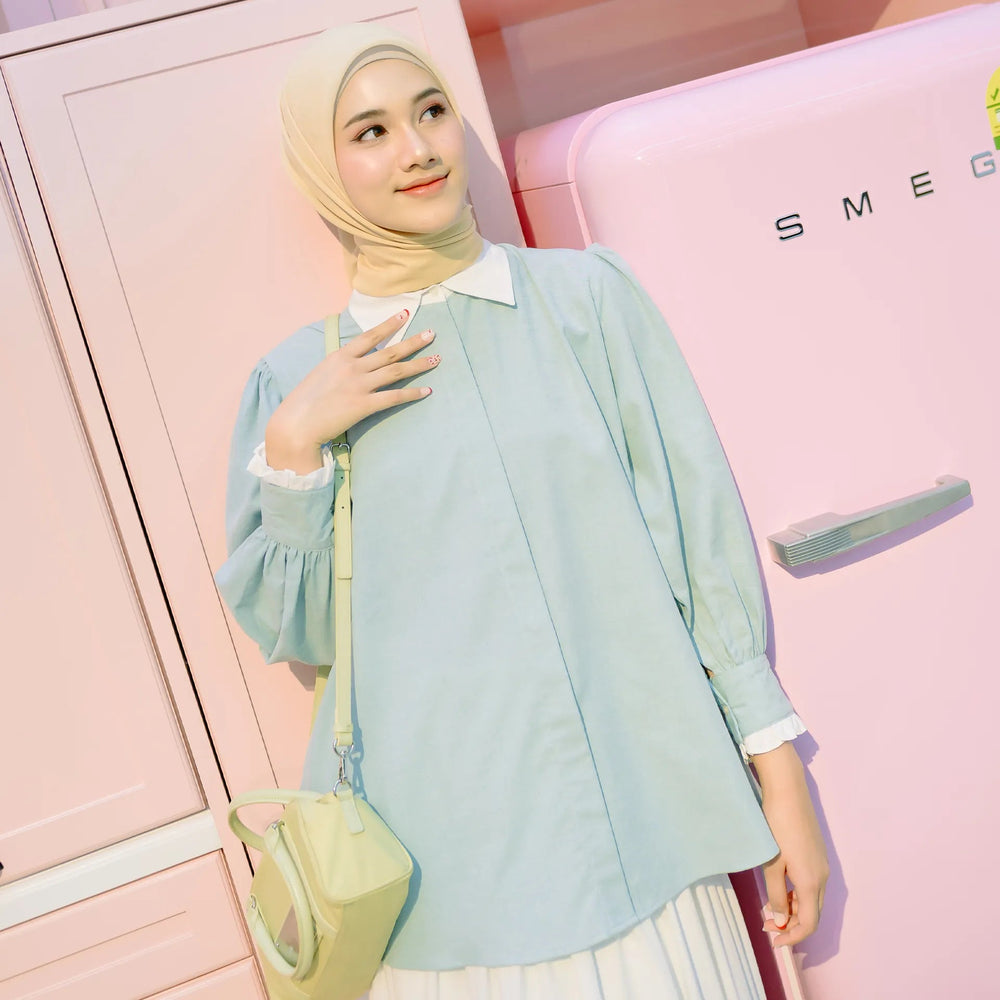 
            
                Load image into Gallery viewer, Rielle Tosca Tops (HijabChic Pink X Rania) | HijabChic
            
        