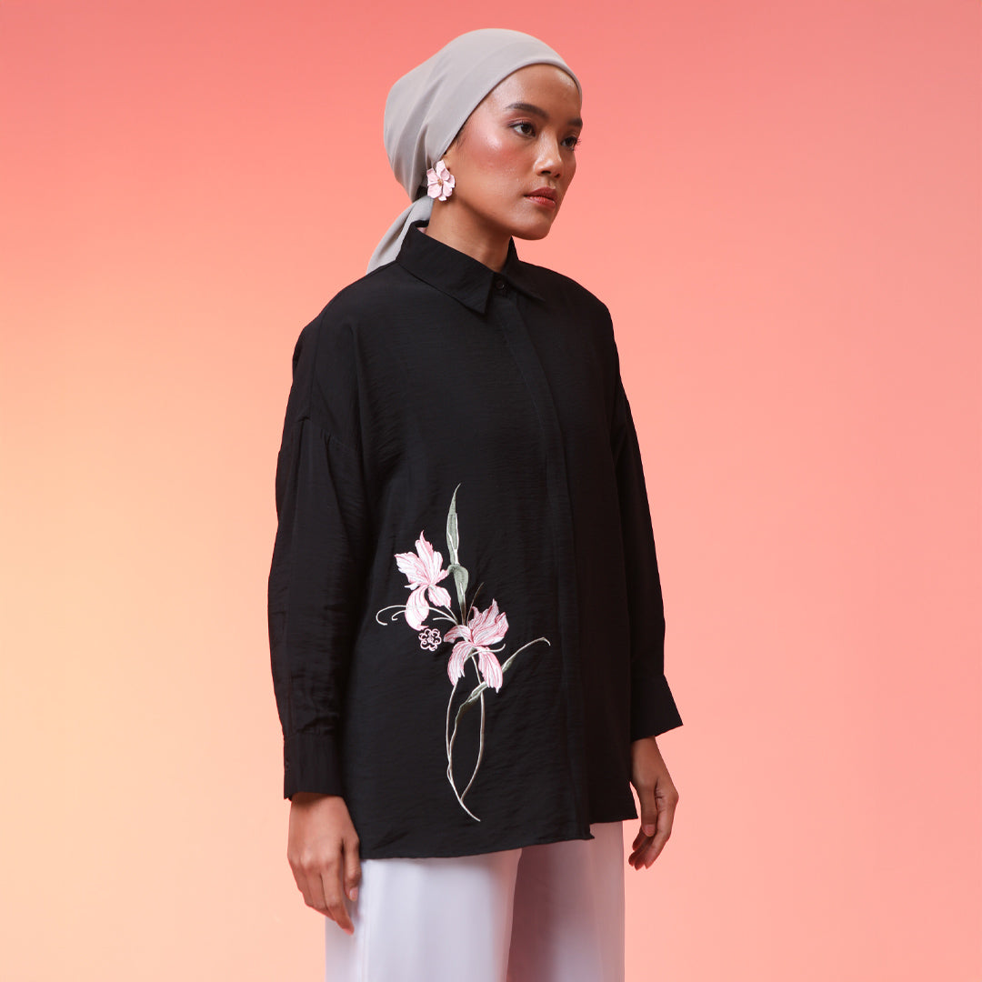 Wrenna Black Top