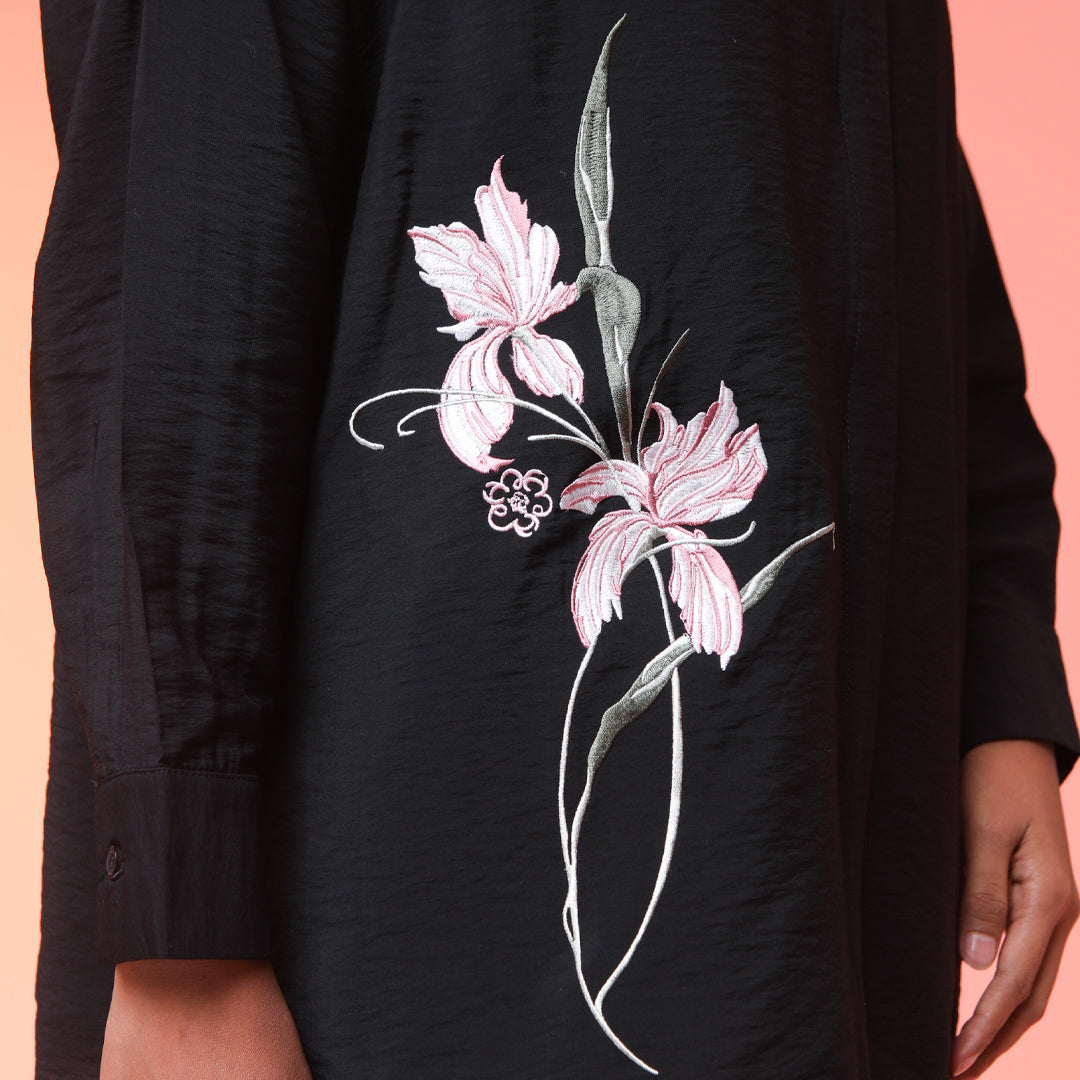 Wrenna Black Top