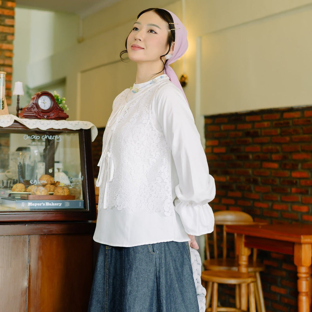 Wisteria Broken White Tops | HijabChic