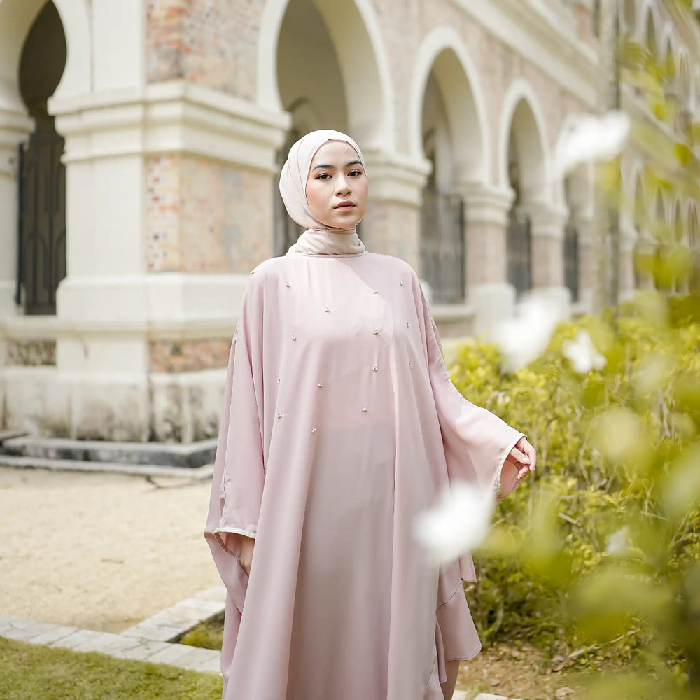 
            
                Load image into Gallery viewer, Zaina Dusty Pink Dress | HijabChic
            
        