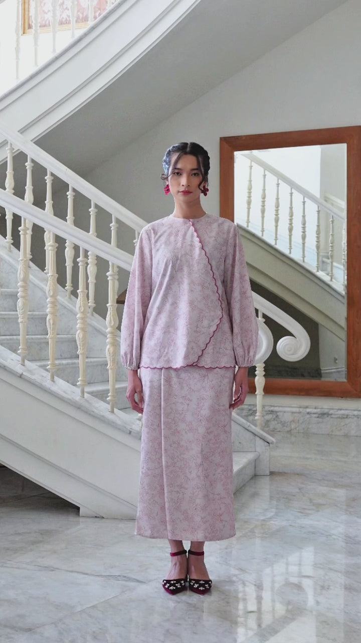 Ranum Pink Top - Baju Katun Motif Bunga Bordir