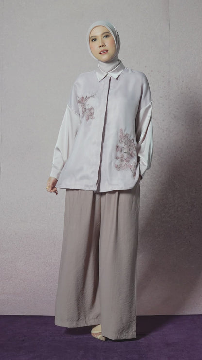 Alice Embroidery Pale Mauve Top (HijabChic x Tiqasya)