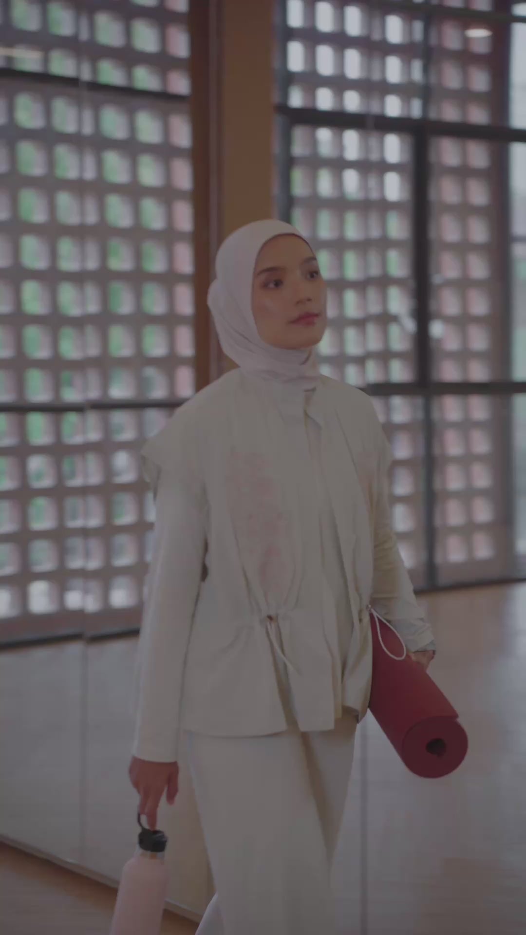 Sera Earl Grey Outer