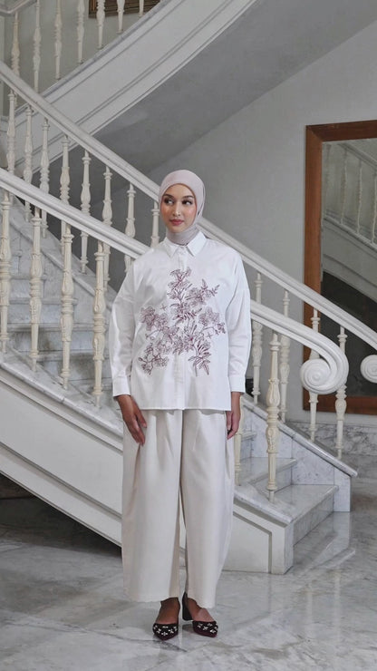 Nirmala Top - Kemeja Katun Bordir Bunga