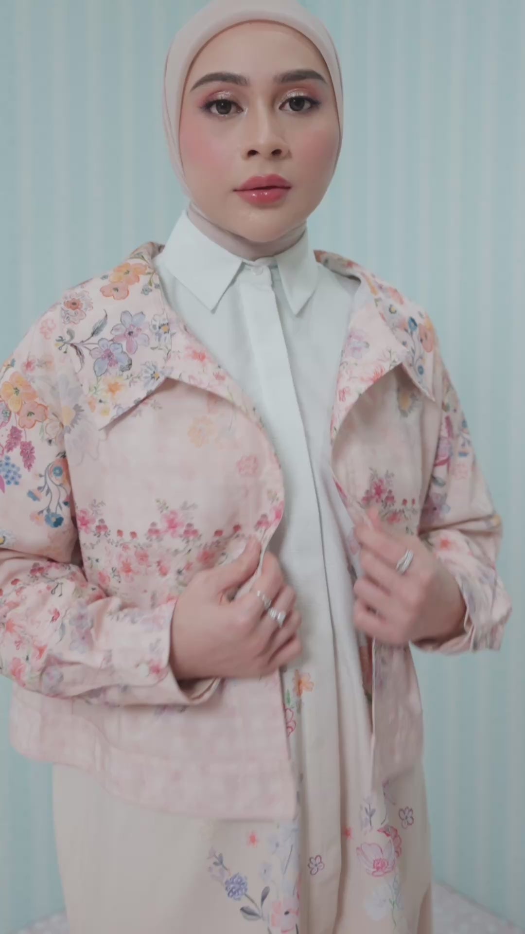 Nareta Soft PInk Outer