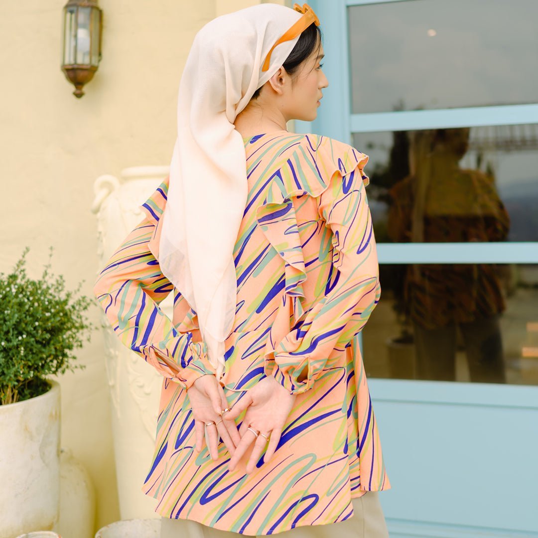 Defect Elvina Peach Lines Top | HijabChic