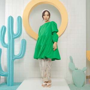 
            
                Load image into Gallery viewer, frita fern green top hijabchic - 0
            
        