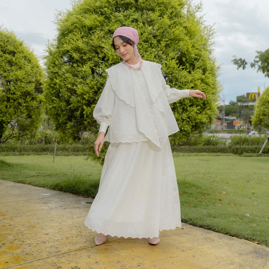 Mimosa Broidery Broken White Skirt | HijabChic