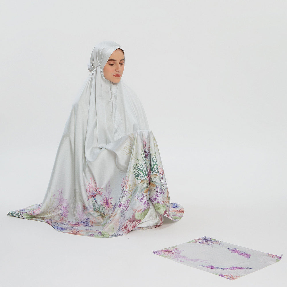 
            
                Load image into Gallery viewer, Raaina Multicolour Prayer Set | HijabChic
            
        