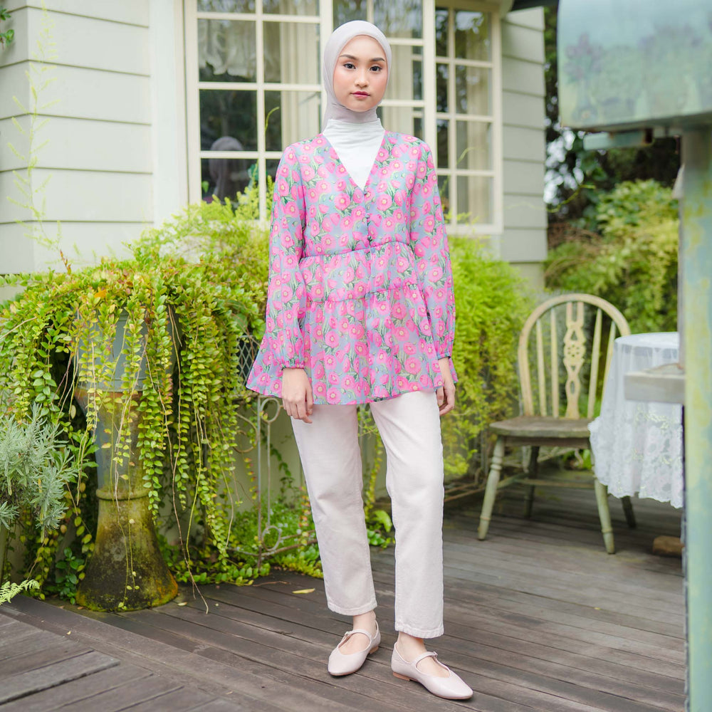 
            
                Load image into Gallery viewer, Rough Dusty Pink Denim Pants | HijabChic
            
        