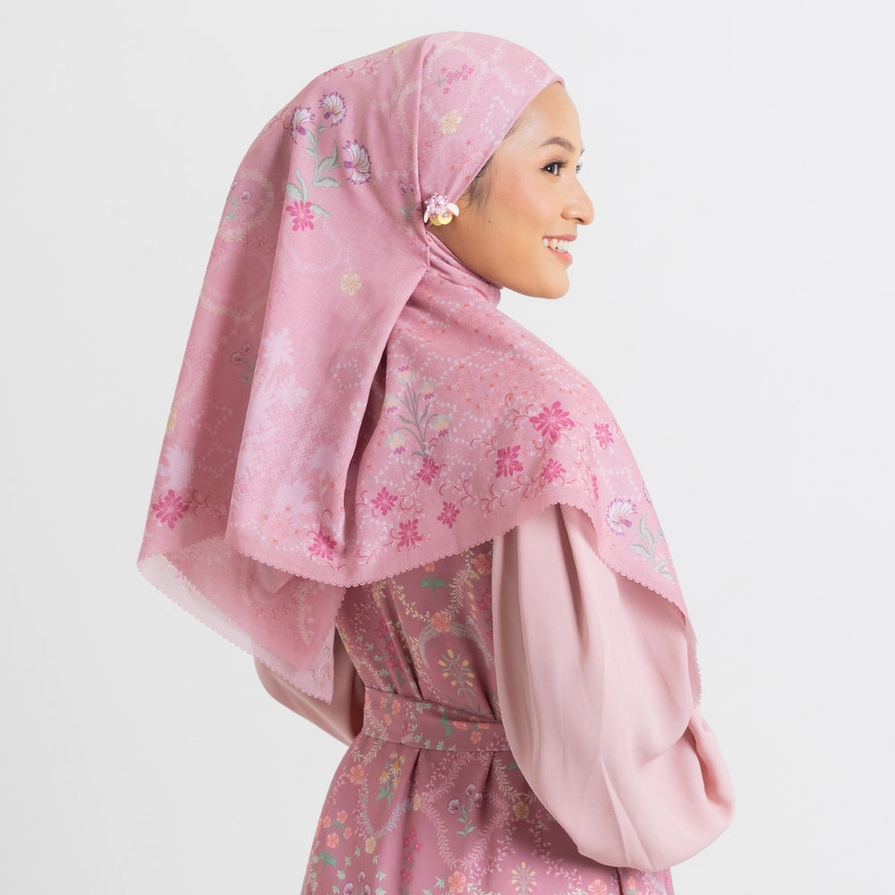 Alara Scarf In Taffy Pink | HijabChic
