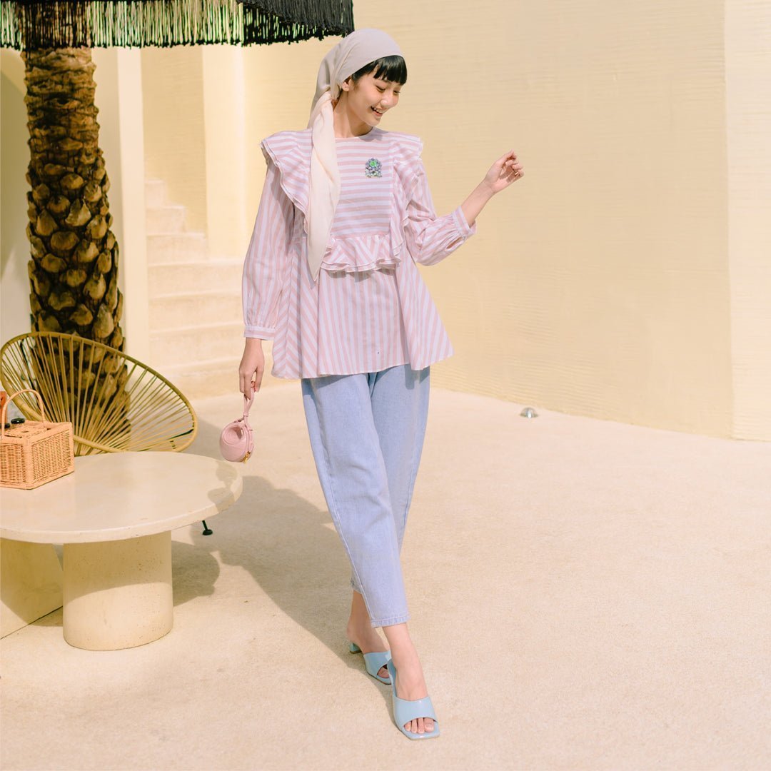 Defect Zakira Pink Stripe Top | HijabChic