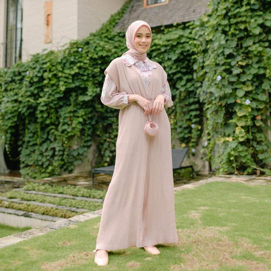 Defect Naura Nude Pink Jumpsuit | HijabChic